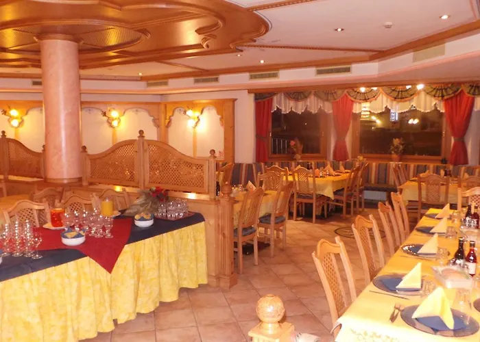 Hotel Pordoi - Fam Furgler 2*